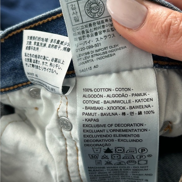Levi's® Premium 501 Original Cropped Jeans - Picture 12 of 15